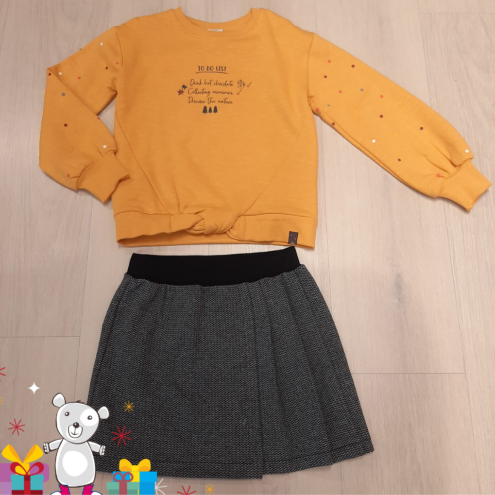 Christmas Box #2 Girl 7A